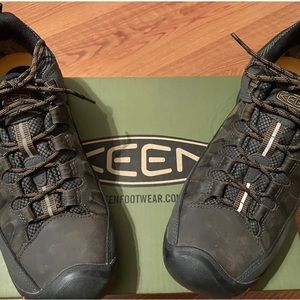 KEEN Men’s Shoes Size 11.5